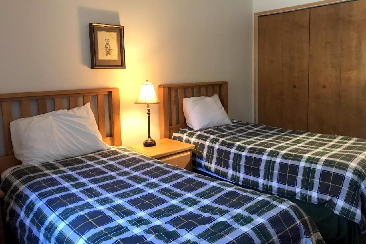 The Griz Inn By Park Vacation Management Fernie Exterior foto